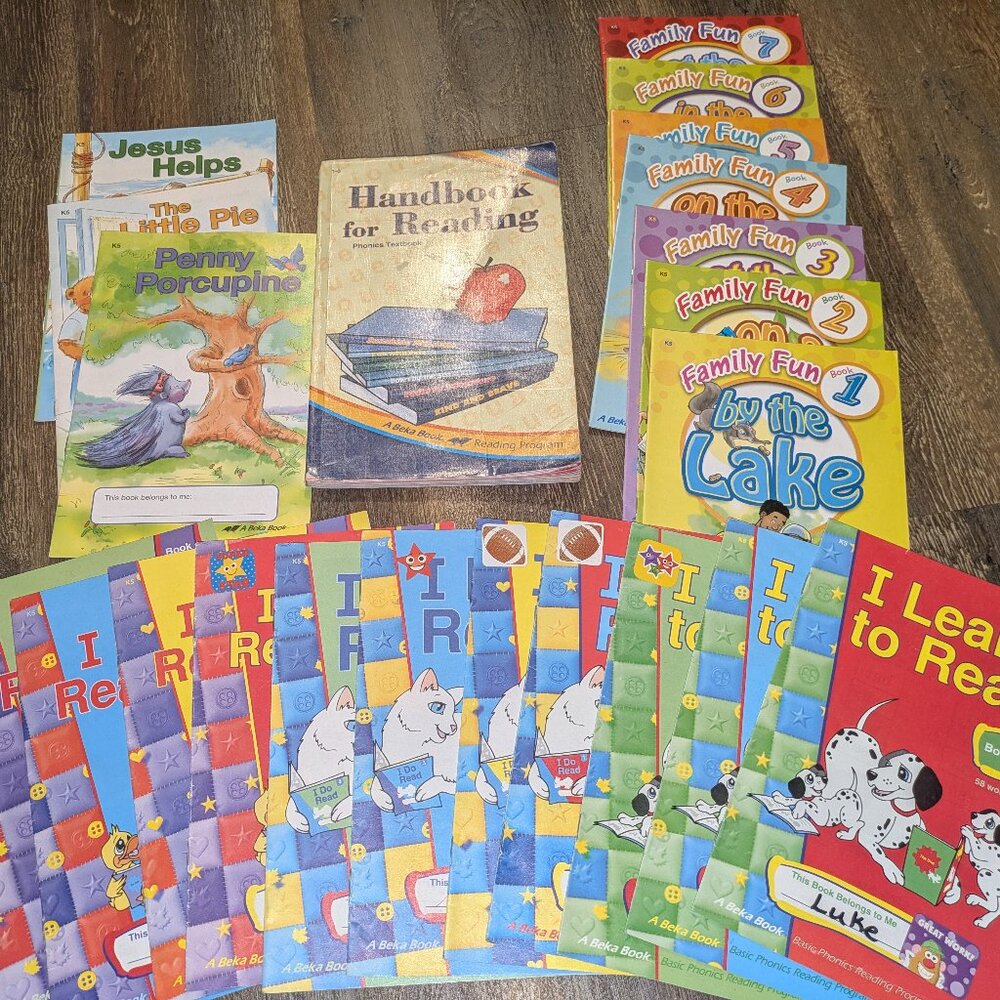Abeka Phonics Books Bundle Kindergarten - 22 BOOKS